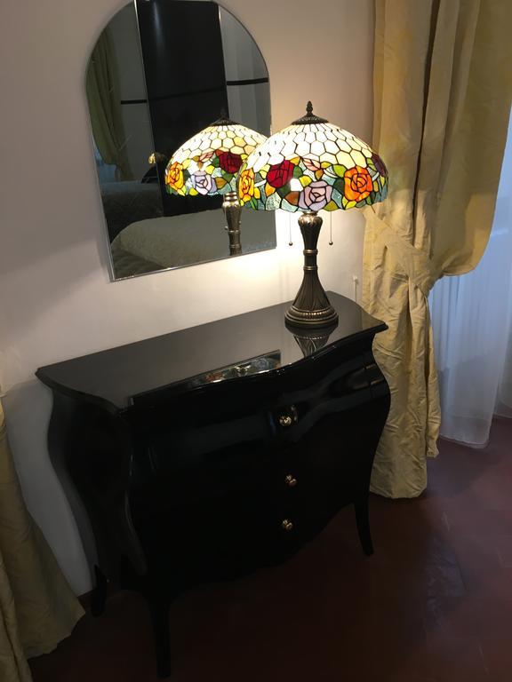 Firenze Rentals Suite Servi Eksteriør bilde